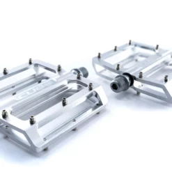 Cube All Mountain Plattformpedale -Fahrradteile Verkaufsladen Cube All Mountain Plattformpedale silver brushed 14160 b