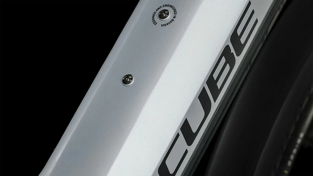 Cube Kathmandu Hybrid SLX 750 Polarsilver´n´black 4 Cube Kathmandu Hybrid SLX 750 Polarsilver´n´black – Bild 4