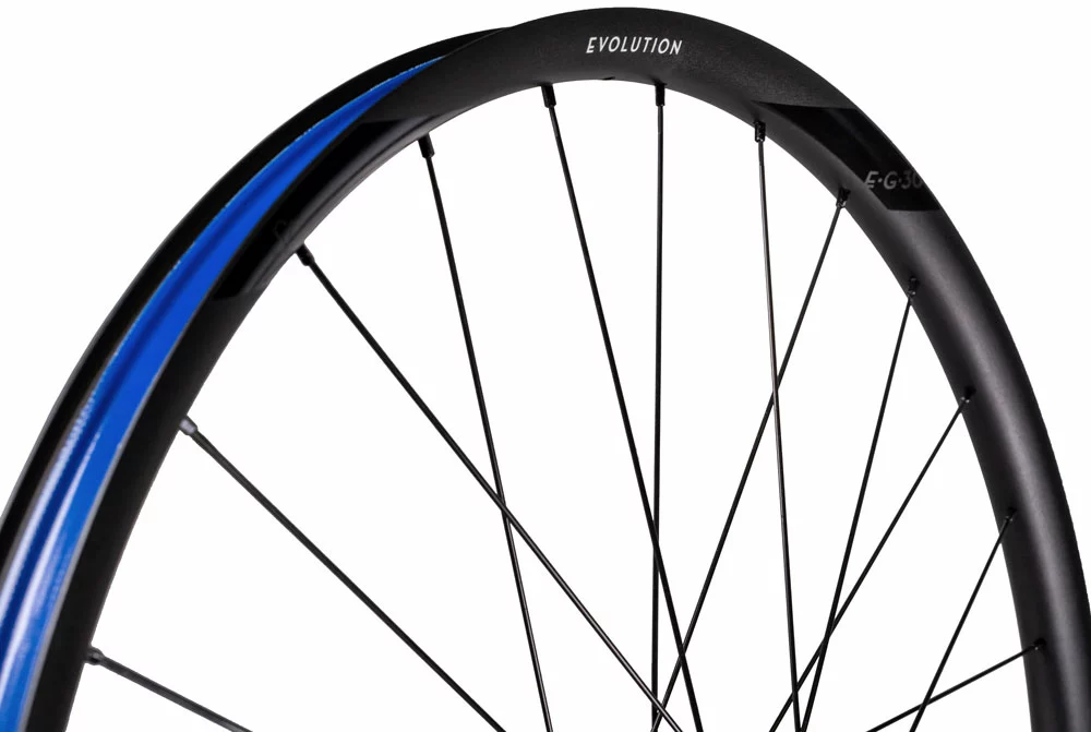 Newmen Evolution SL E.G.30 27,5" CL Boost Vorderrad 3 Newmen Evolution SL E.G.30 27,5" CL Boost Vorderrad – Bild 3