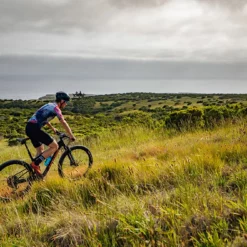 Santa Cruz Blur C S Trail -Fahrradteile Verkaufsladen SC FULL SHOOT Bvernor 1077 04