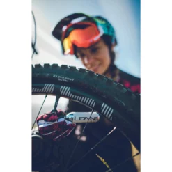 Lezyne Twin Kit Reifenreparaturset -Fahrradteile Verkaufsladen Twin Kit 2019 04 16 Lezyne Mountain Night 353 1800x1800